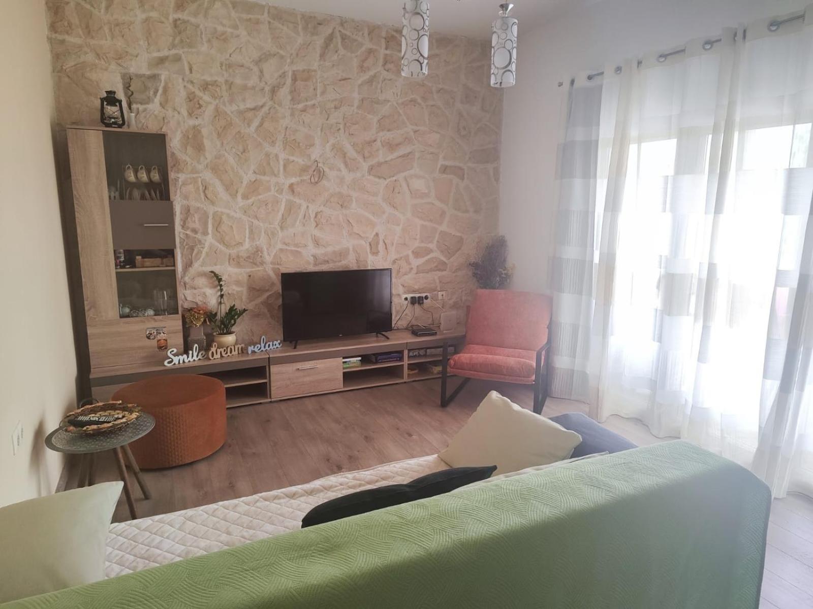 לוזובאק Home Lucic מראה חיצוני תמונה