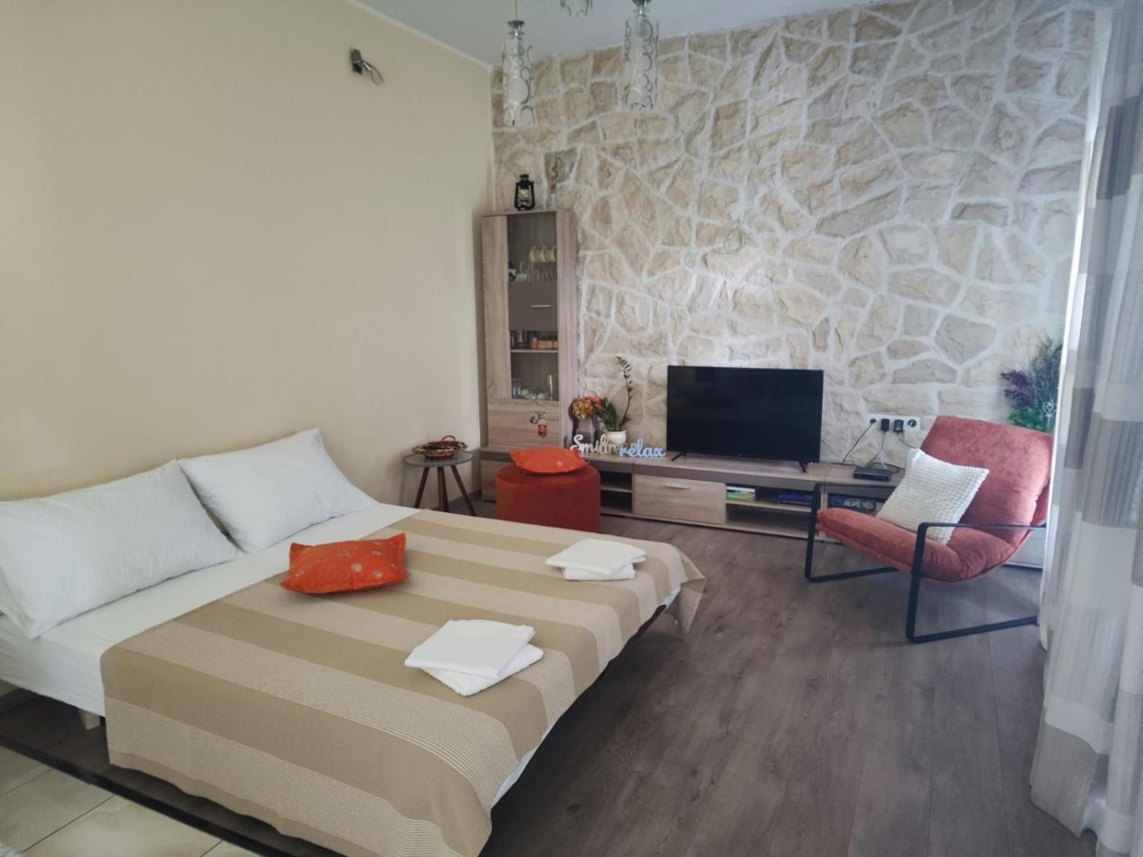 לוזובאק Home Lucic מראה חיצוני תמונה